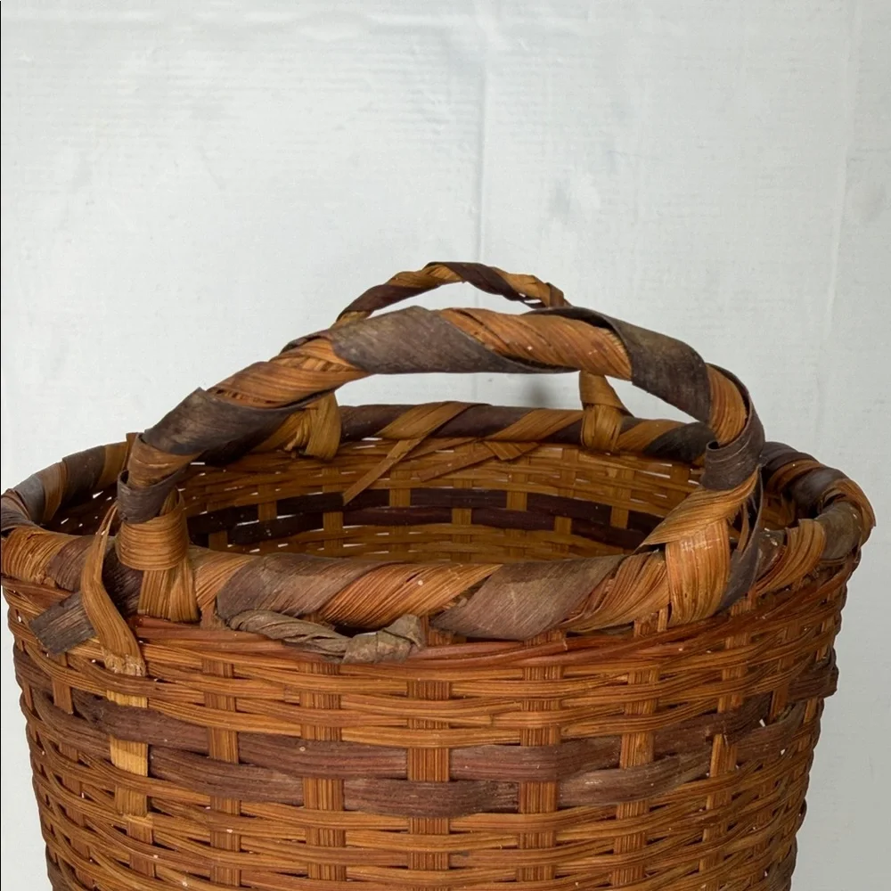 Source Unknown Rustic Brown Woven Basket 12x7 with Handles